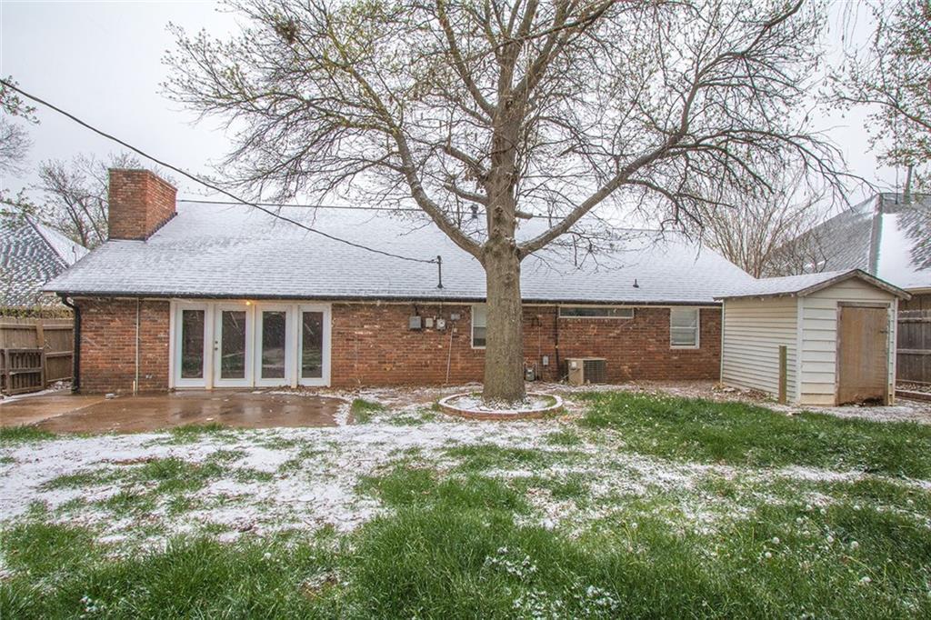 3137 Elmwood - Photo 1