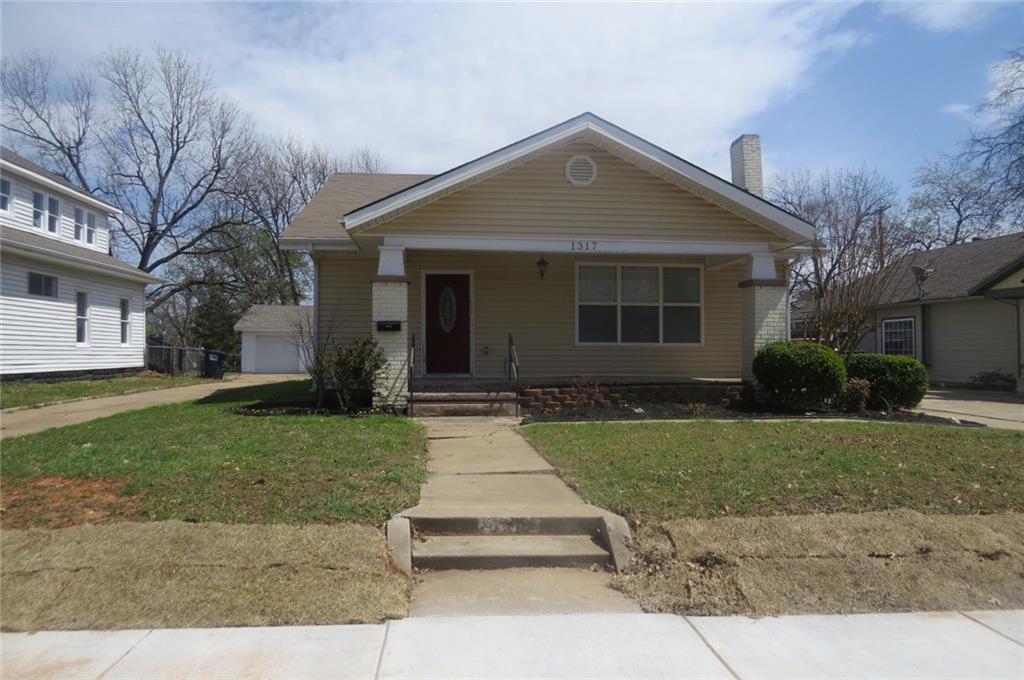 1317 Broadway - Photo 1