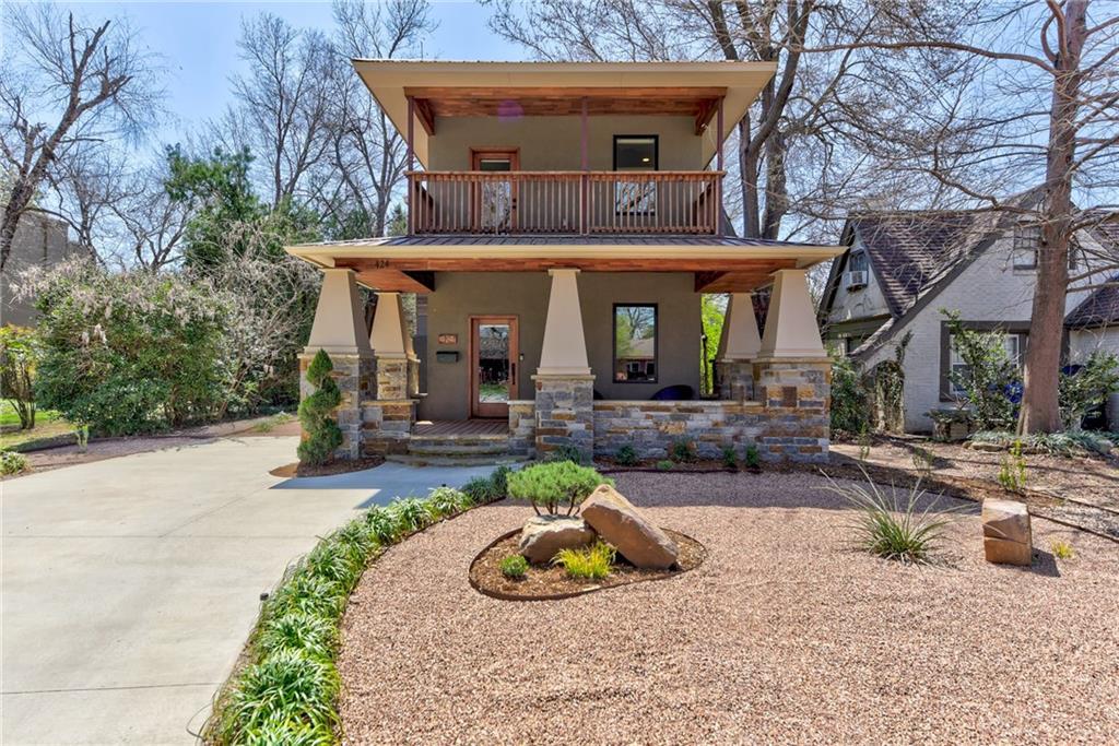 424 Macy - Photo 1