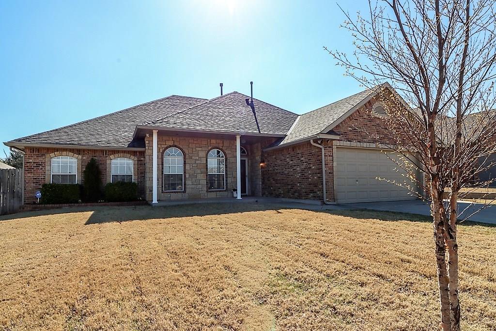 202 Stone Hollow Crossing - Photo 1