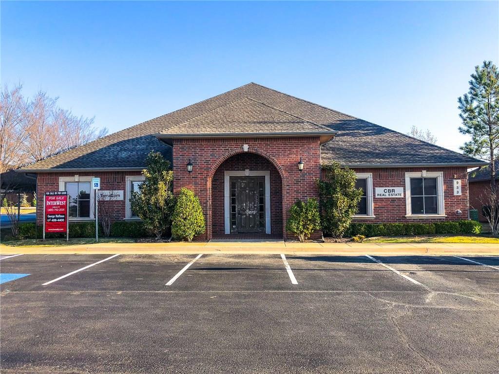 933 Britton - Photo 1