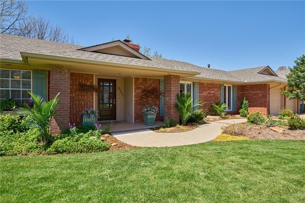 8511 Glenwood Avenue - Photo 1