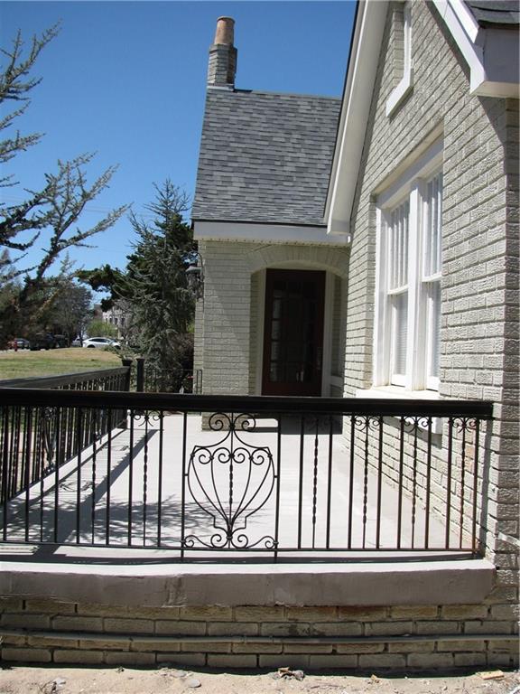 805 20th - Photo 1