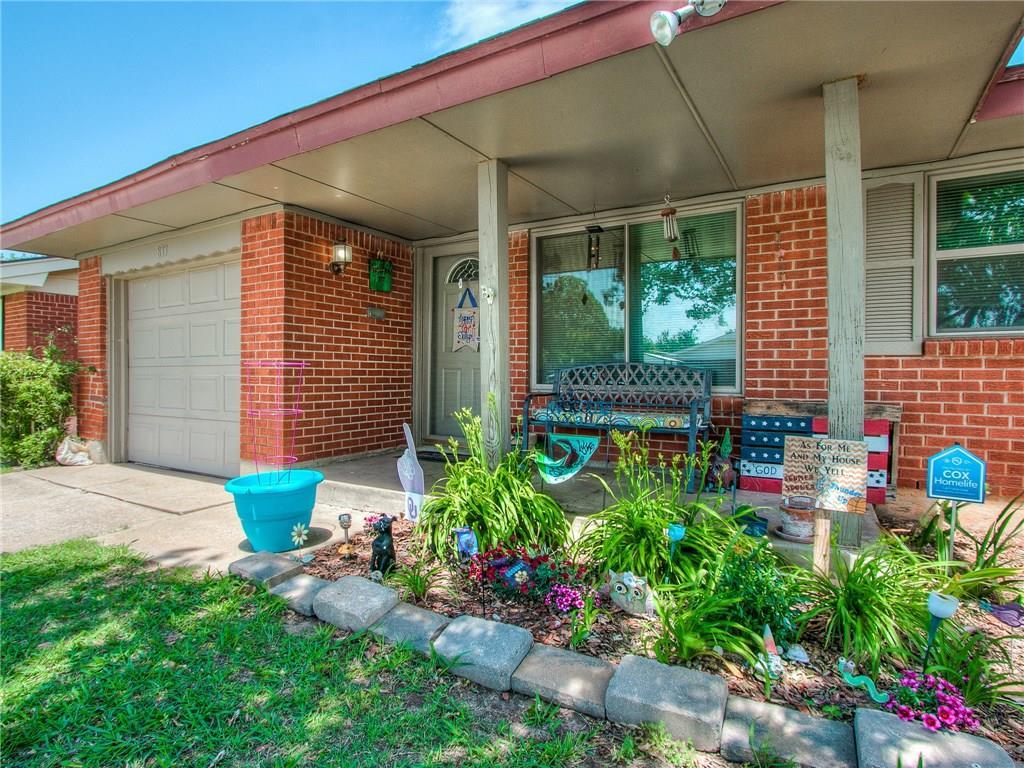 833 7th Street - Photo 1