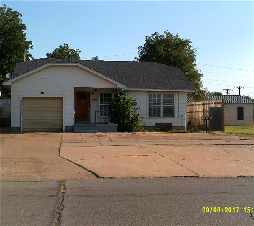 217 Cypress - Photo 1
