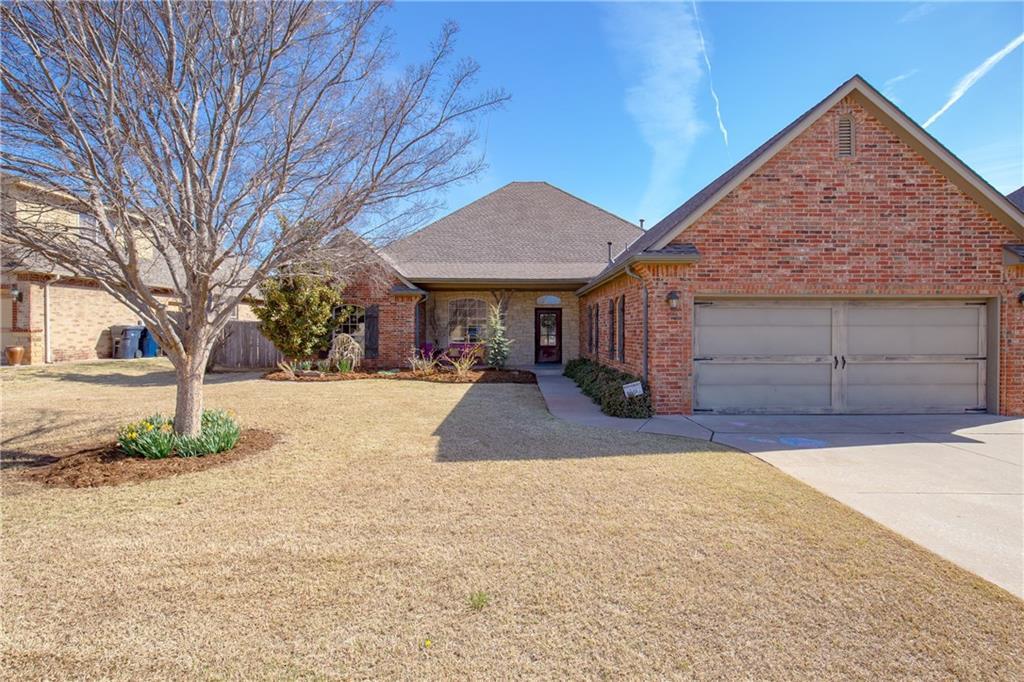 16120 Pointe Oak Circle - Photo 1