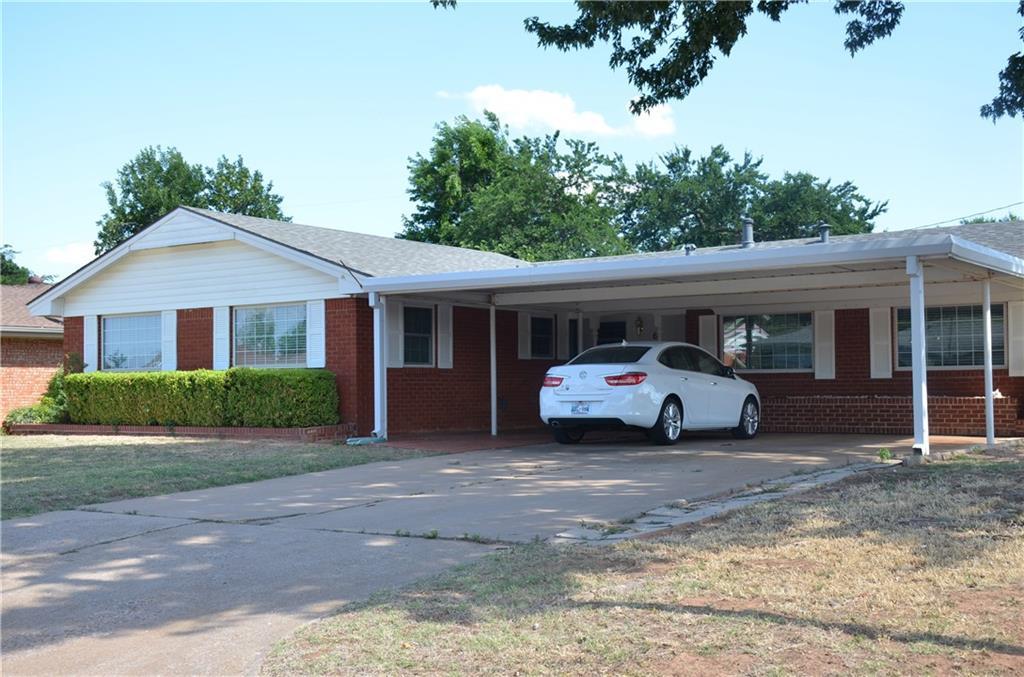 636 Hickory Avenue - Photo 1