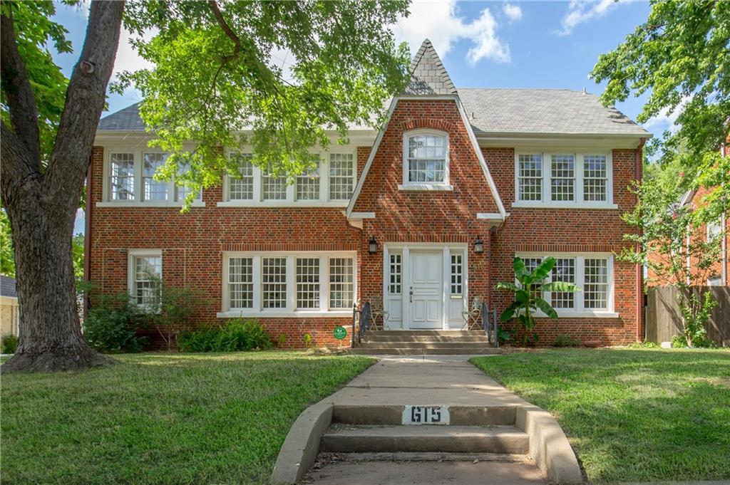 615 15th Street - Photo 1