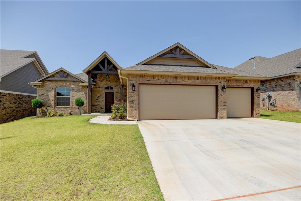 8209 160th Street - Photo 1
