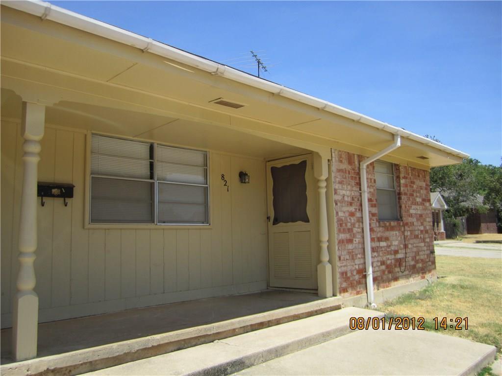 821 Russell Circle - Photo 1