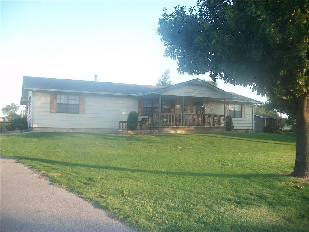 636 Broadway Avenue - Photo 1