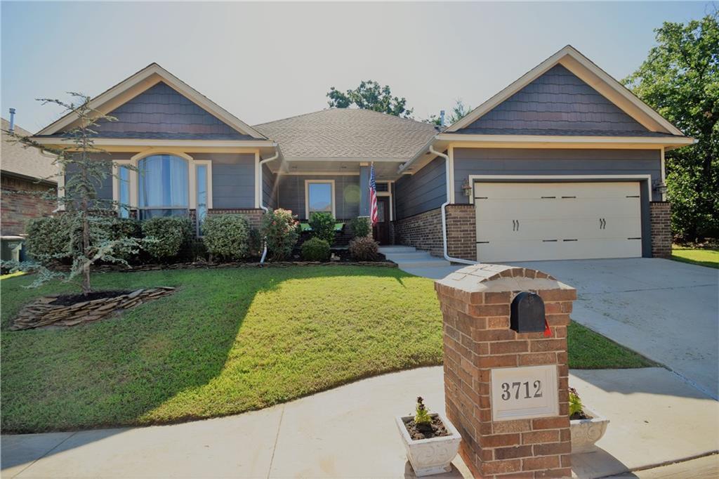3712 Oakridge Circle - Photo 1