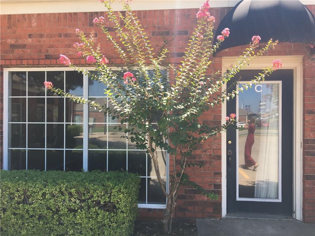 9300 Pennsylvania - Photo 1