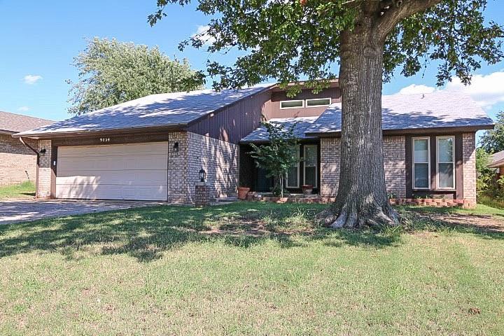 9804 Honeysuckle Road - Photo 1