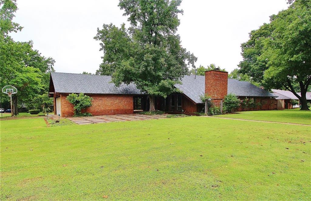 3401 Bella Vista Drive - Photo 1