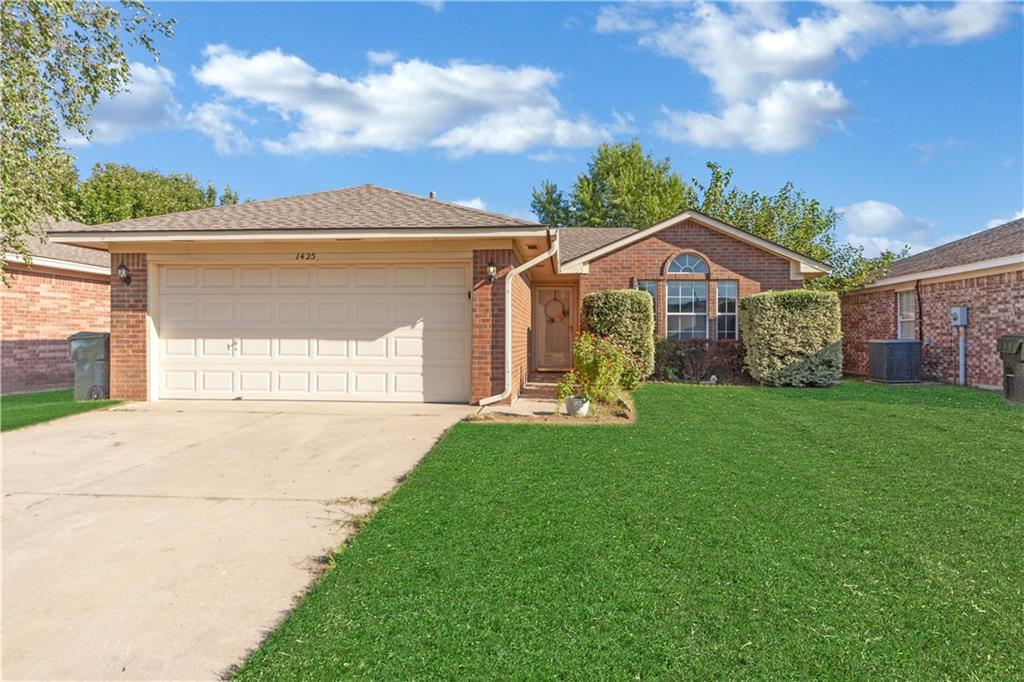 1425 Buena Vista Circle - Photo 1