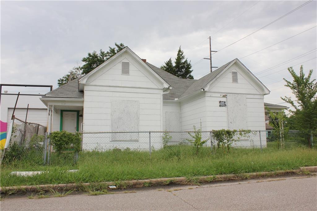 1326 6th Street - Photo 1