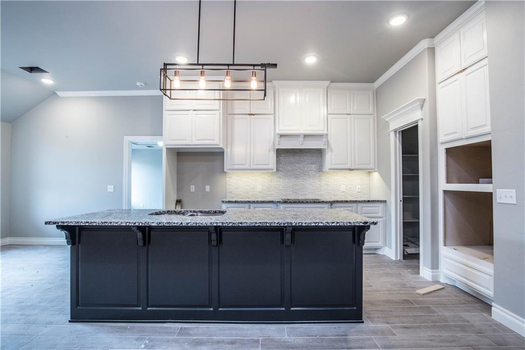 3021 185th Terrace - Photo 1