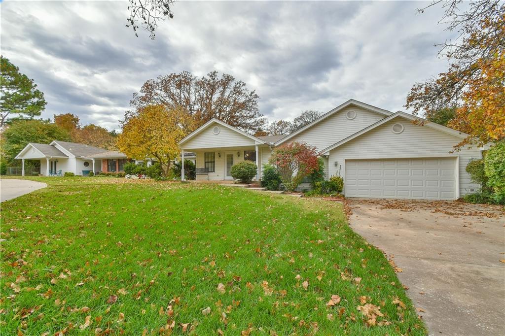 501 Edgewood Drive - Photo 1