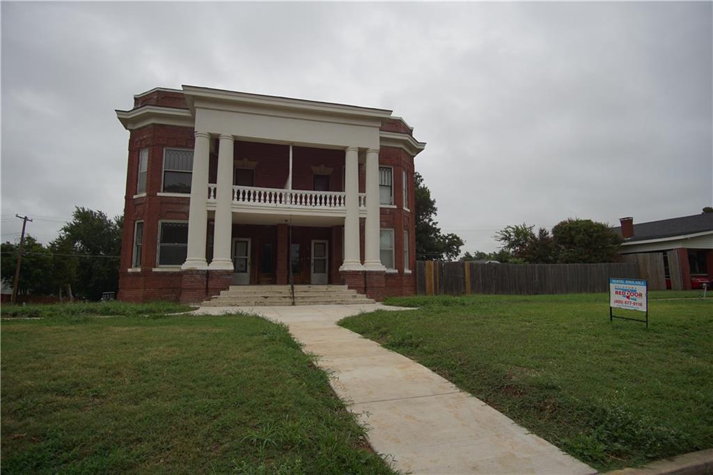 320 Rock Island - Photo 1