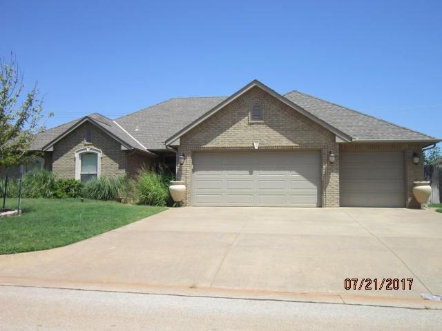 6705 121st Street - Photo 1