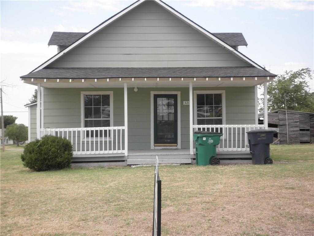 320 5th Street - Photo 1