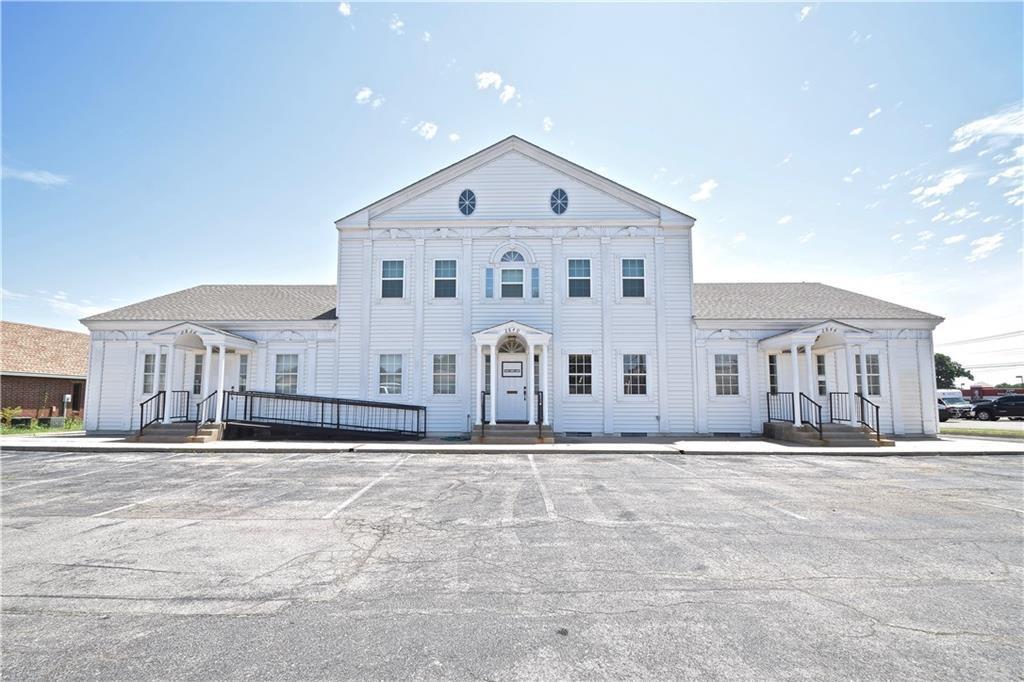 2836 Linda Lane - Photo 1