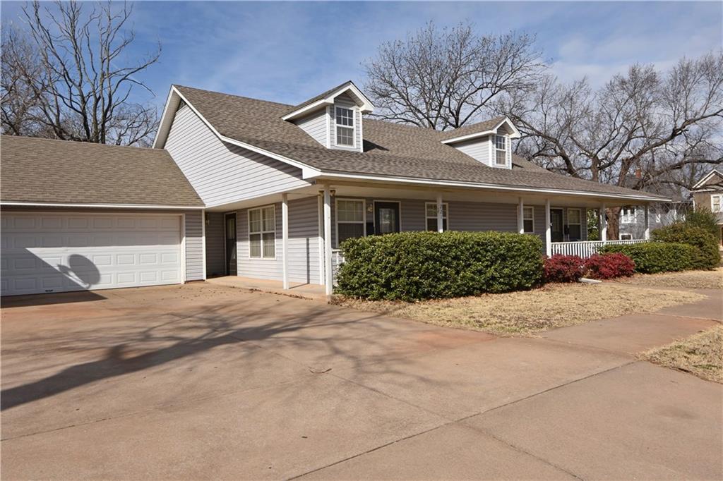 221 Elm Street - Photo 1