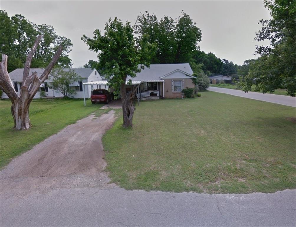 827 20th Street - Photo 1