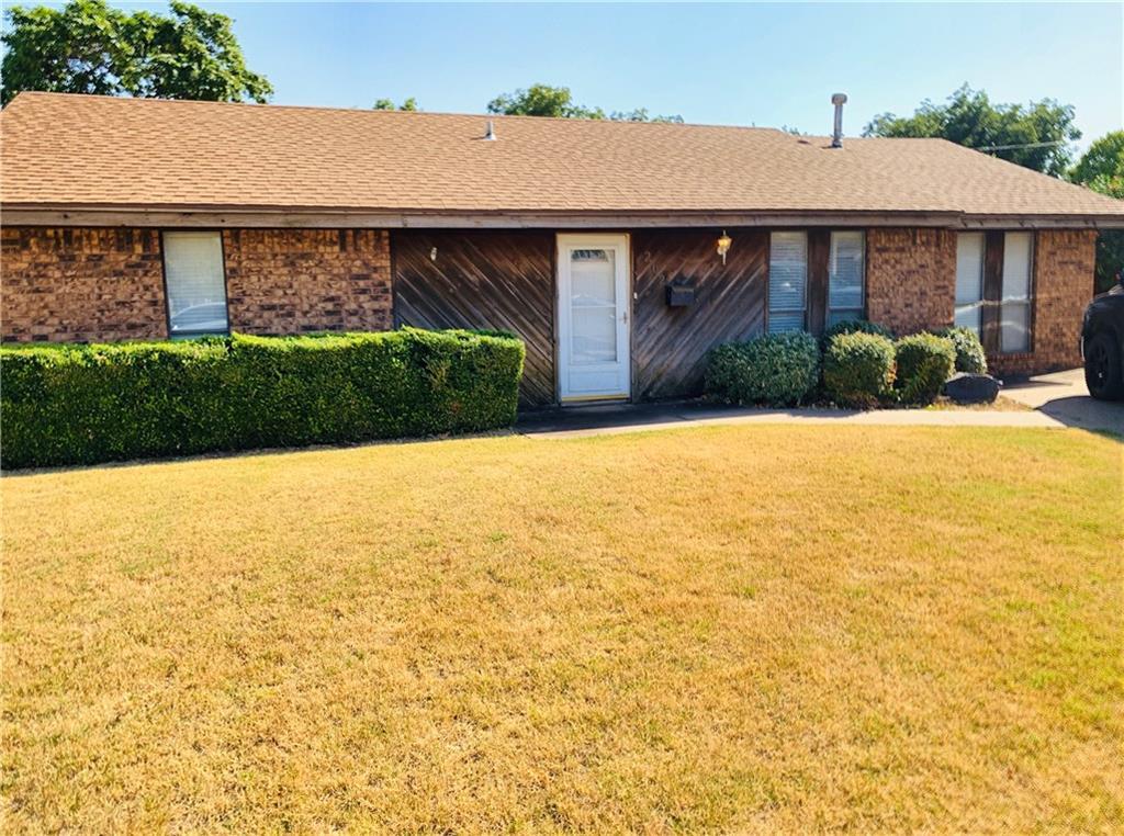 202 Kelly Avenue - Photo 1