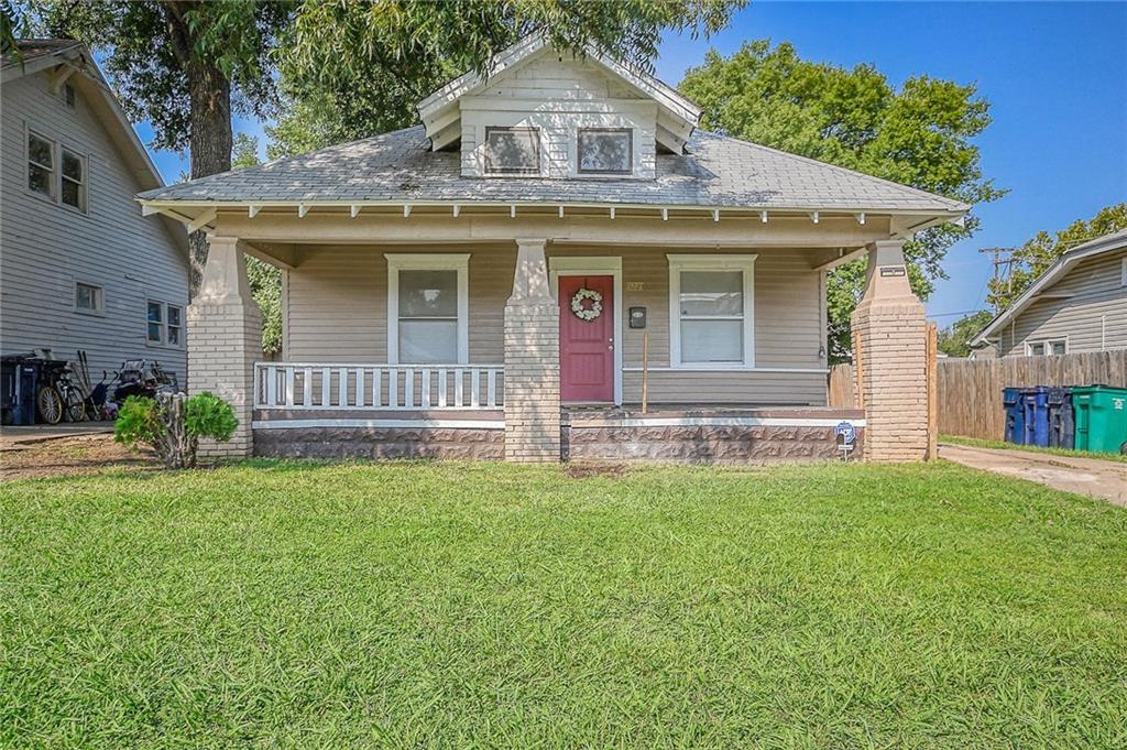 3221 Mckinley Avenue - Photo 1