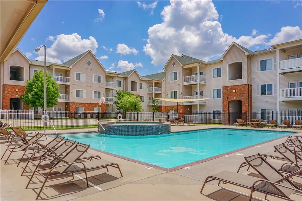 2200 Classen Boulevard - Photo 1