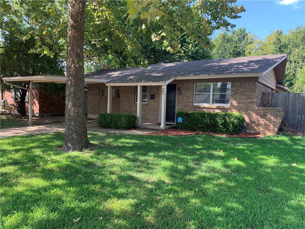 905 Barkley Circle - Photo 1
