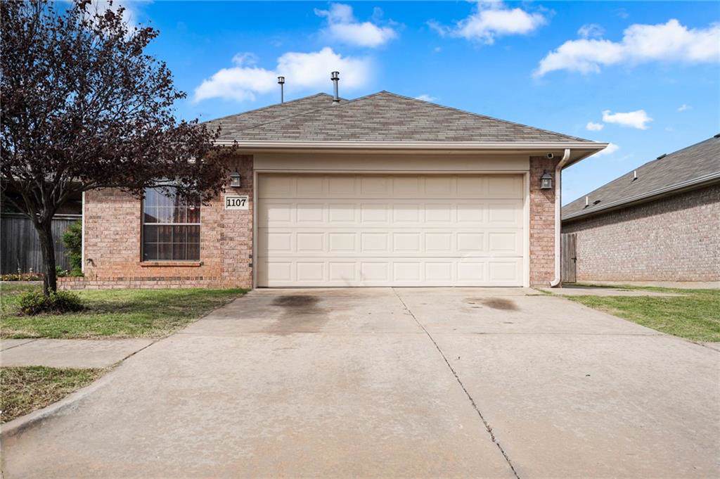 1107 25th Street - Photo 1
