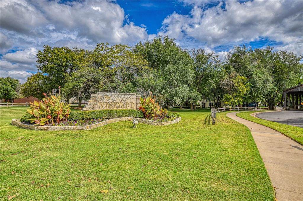 608 Monomoy Court - Photo 1