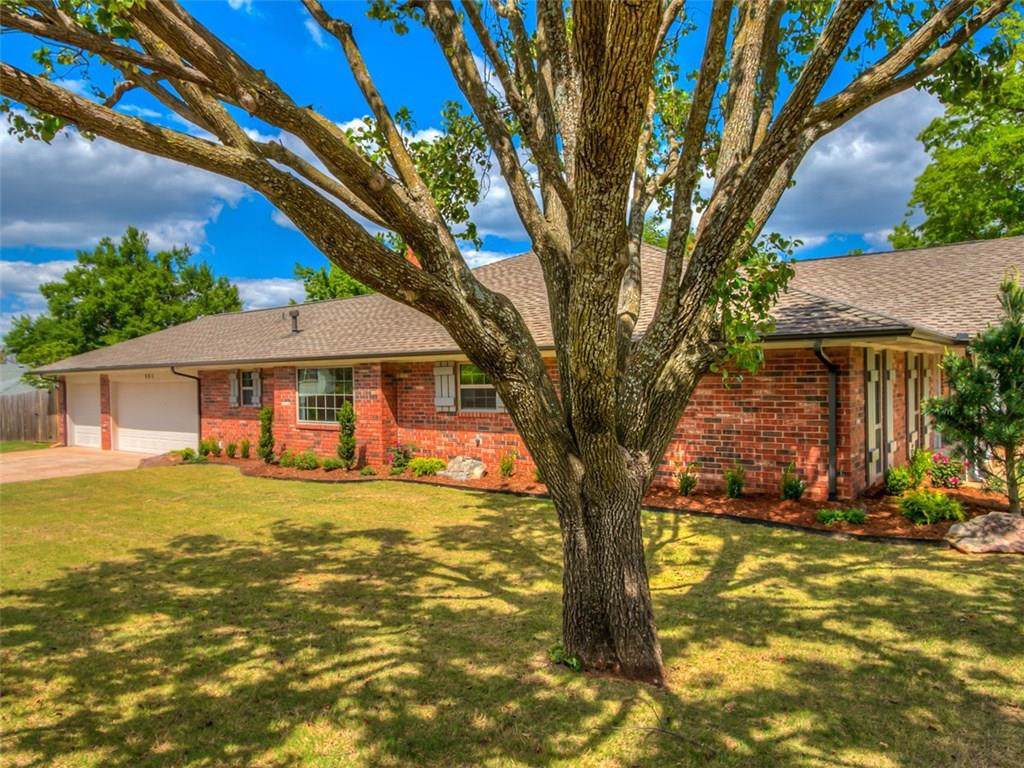 801 Rock Hollow Road - Photo 1