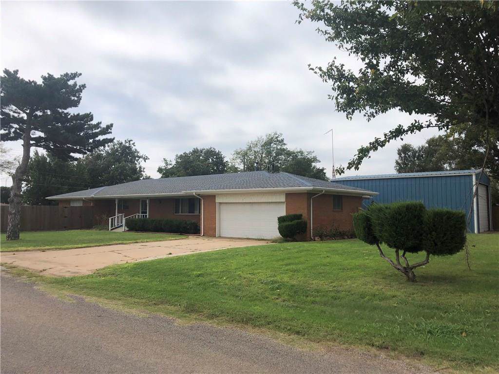 221 Choctaw Avenue - Photo 1