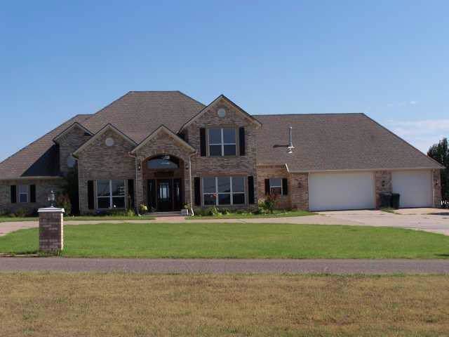 16201 Willow Bend Avenue - Photo 1