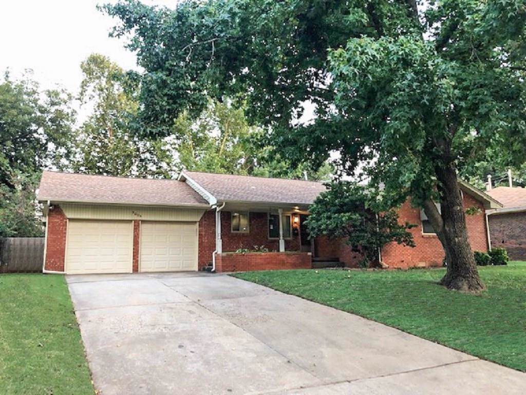 3004 Parklawn Drive - Photo 1
