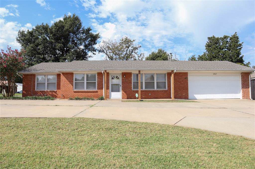 5927 Macarthur Boulevard - Photo 1