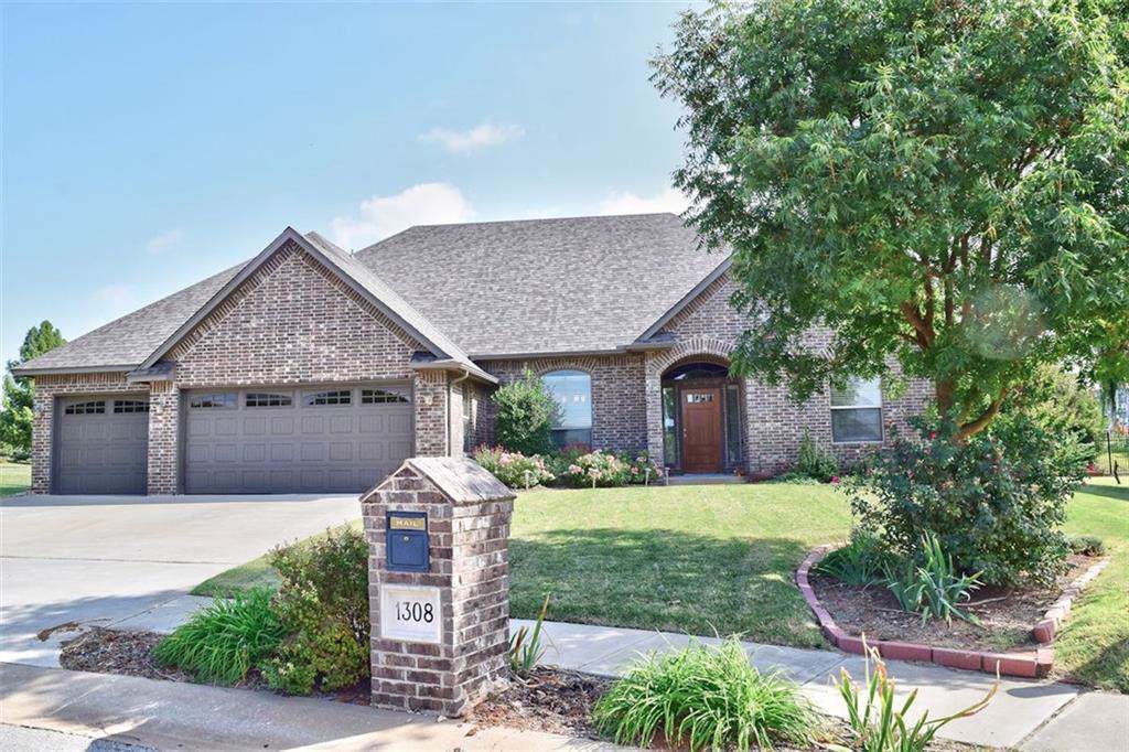 1308 Glen Cove Drive - Photo 1