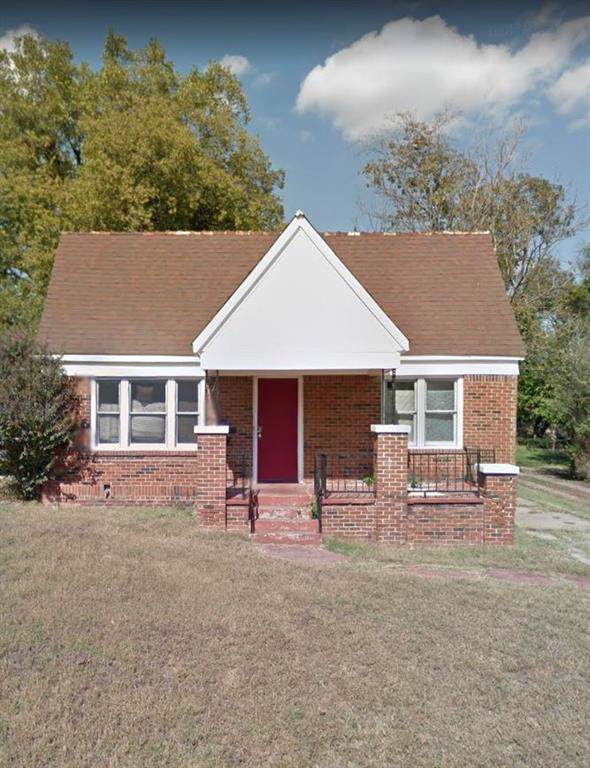1613 Park Place - Photo 1