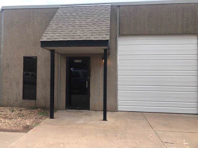 3135 Teakwood Lane - Photo 1