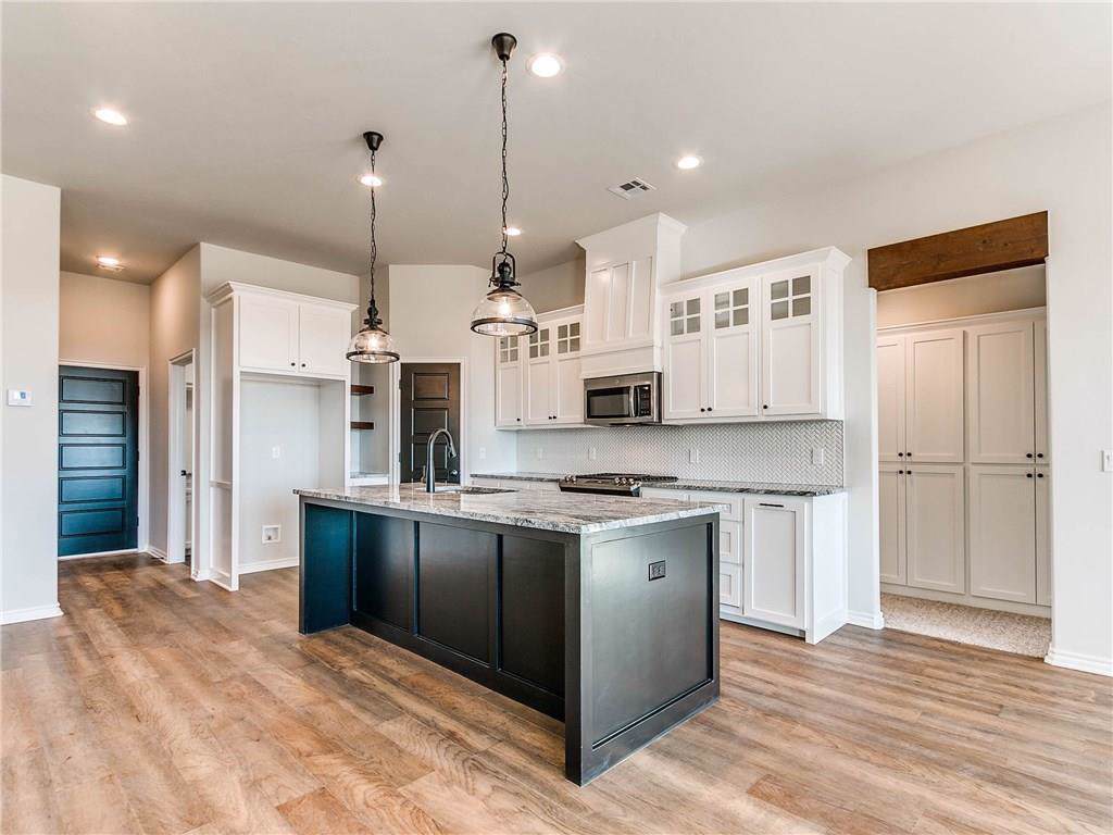 452 Auburn Lane - Photo 1