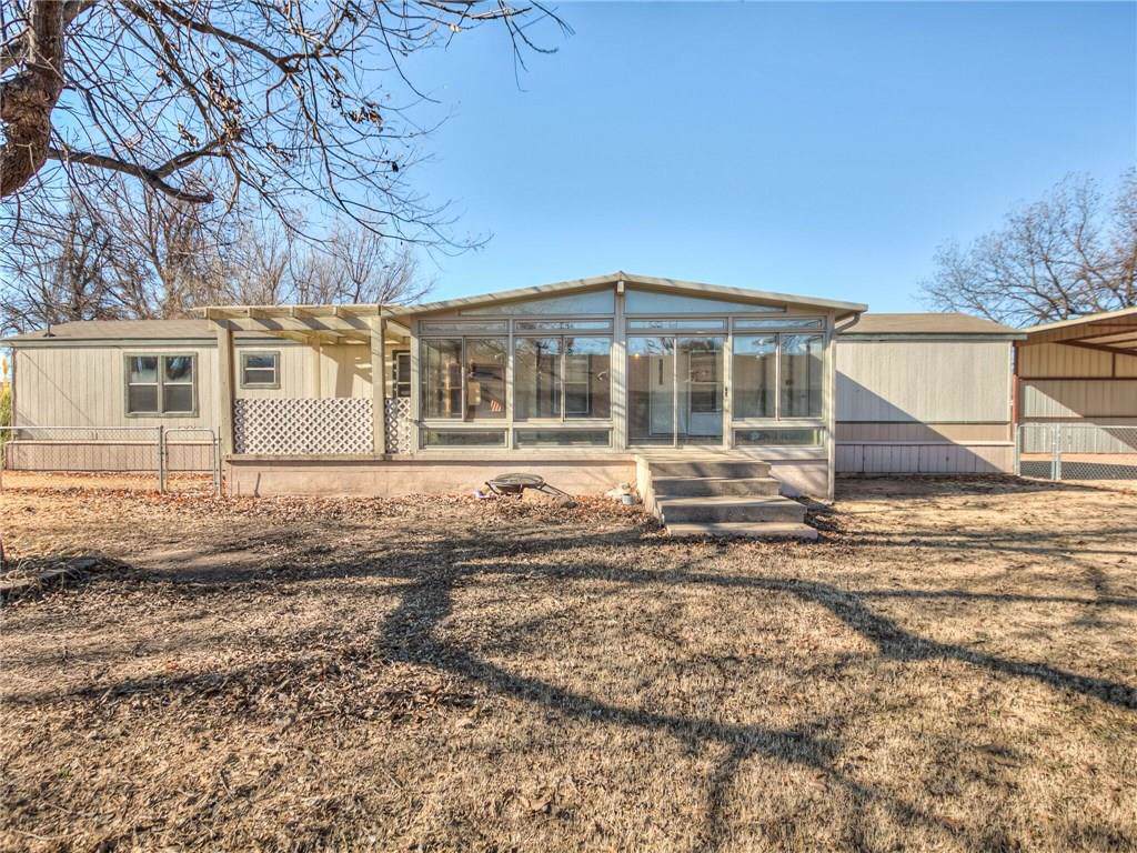 204 Sanderson Street - Photo 1