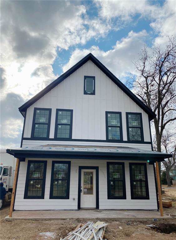 2138 16th Street - Photo 1