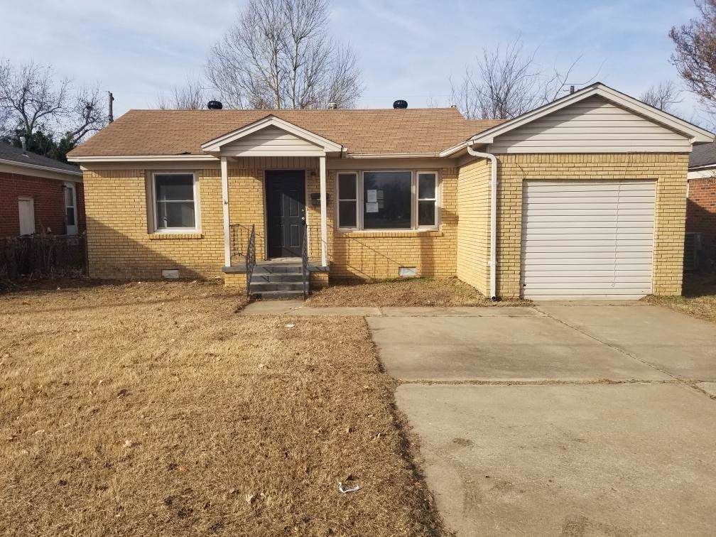 4507 Rockwell Avenue - Photo 1
