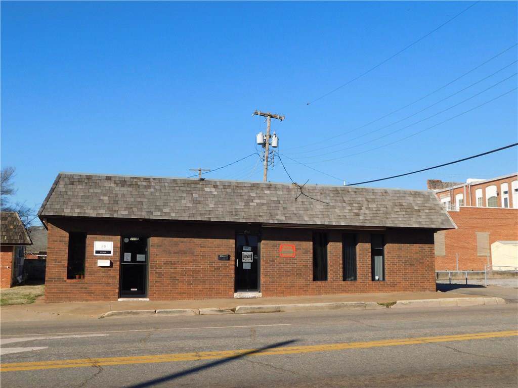 213 Division Street - Photo 1