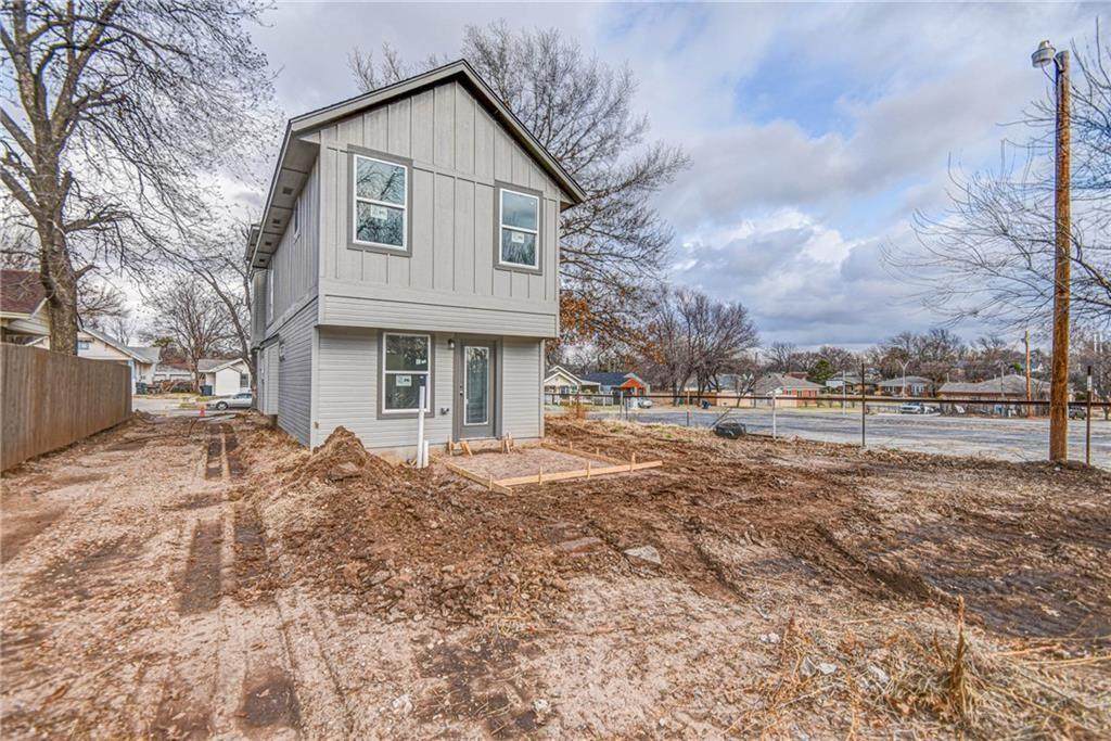 2126 13th Street - Photo 1