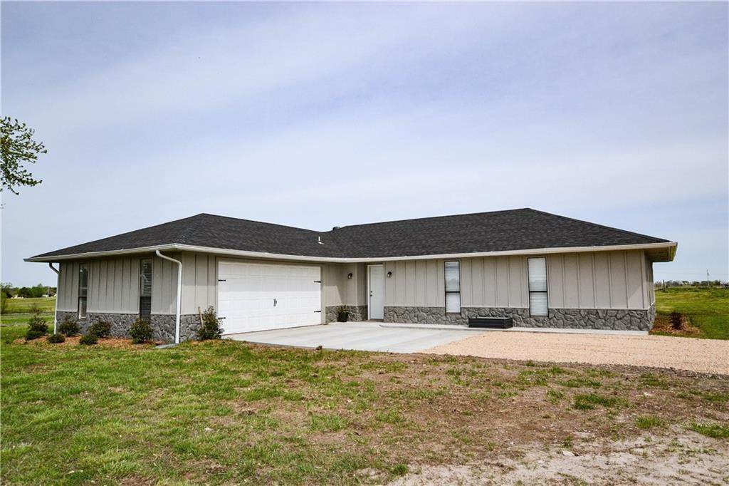 355900 1070 Road - Photo 1